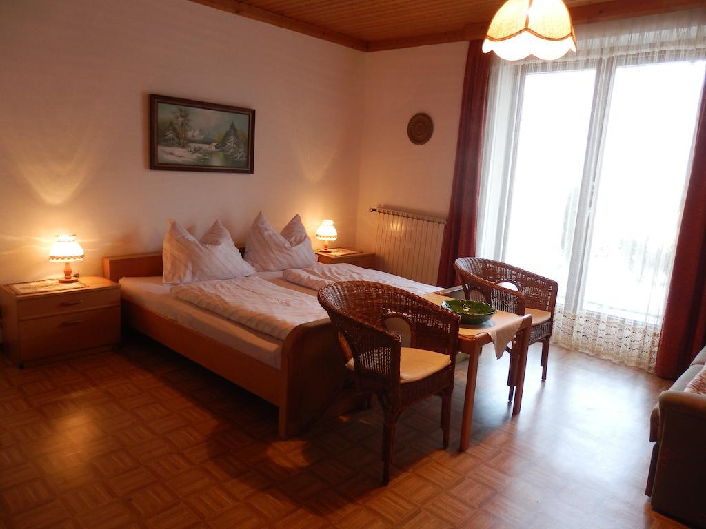 Ferienhaus Maier Apartment Lind ห้อง รูปภาพ